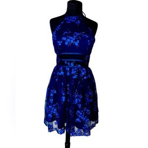 Super Cute Size 7 Juniors Gianni Bini cocktail dress